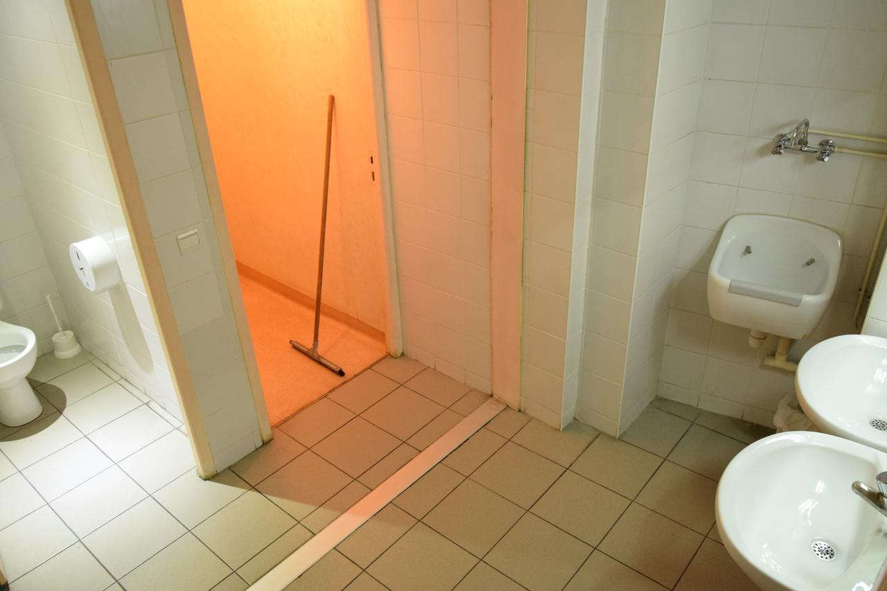 Auberge De Jeunesse Jas De Bouffan Aix-en-Provence Szoba fotó